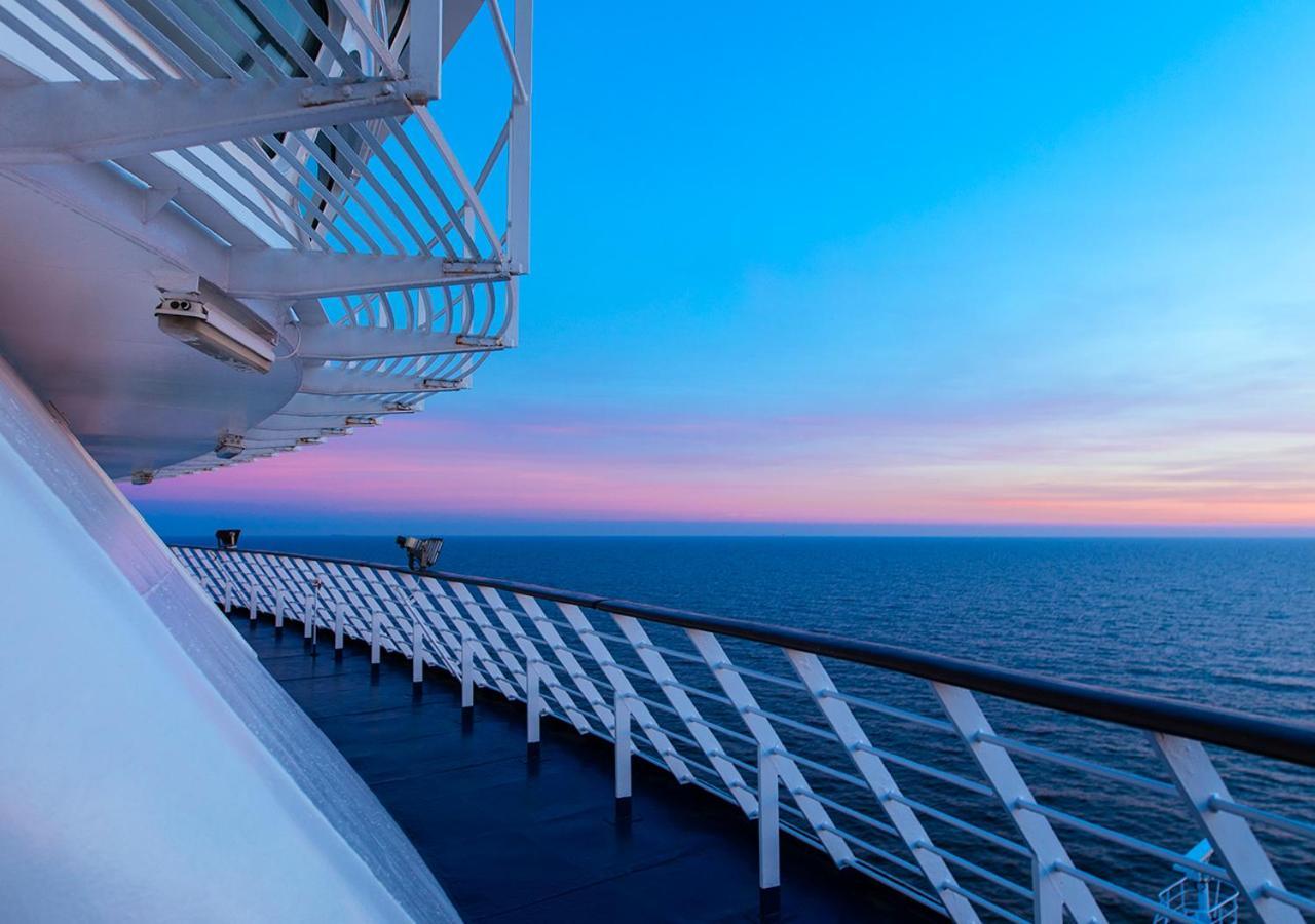 Hotel Viking Line Ferry Gabriella - One-Way Journey From Stockholm To Helsinki Exterior foto