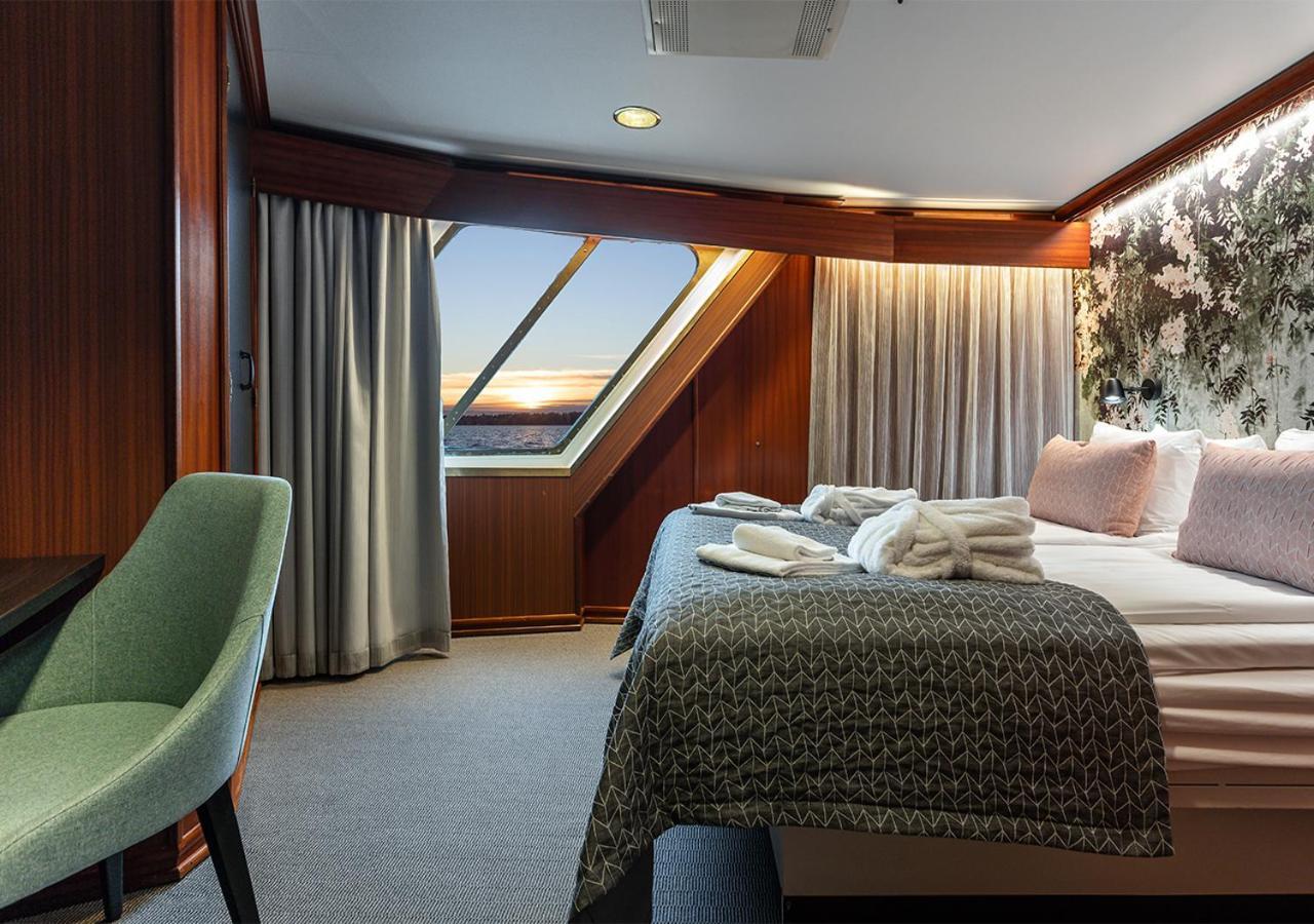 Hotel Viking Line Ferry Gabriella - One-Way Journey From Stockholm To Helsinki Habitación foto