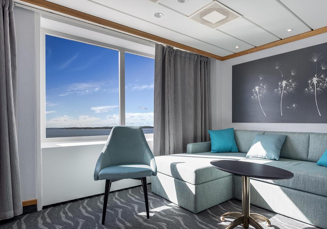 Hotel Viking Line Ferry Gabriella - One-Way Journey From Stockholm To Helsinki Exterior foto
