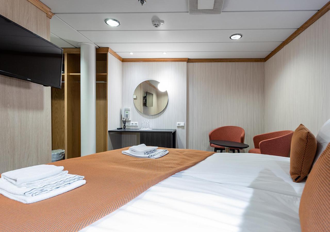 Hotel Viking Line Ferry Gabriella - One-Way Journey From Stockholm To Helsinki Habitación foto